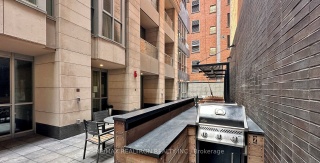70 Temperance St, Toronto Ontario