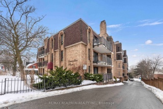 15390 Yonge St, Aurora Ontario