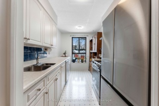 15390 Yonge St, Aurora Ontario