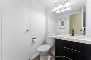 15390 Yonge St, Aurora Ontario