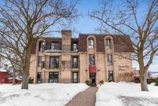 15390 Yonge St, Aurora Ontario