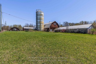 111 Victoria St, Georgina Ontario