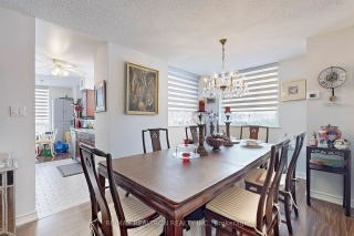 326 Major Mackenzie Dr E, Richmond Hill Ontario