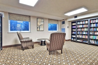 326 Major Mackenzie Dr E, Richmond Hill Ontario