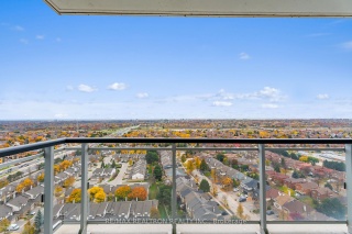 2560 Eglinton Ave W, Mississauga Ontario