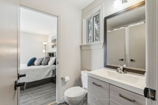 400 Dayfoot St, New Tecumseh Ontario