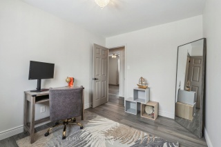 400 Dayfoot St, New Tecumseh Ontario