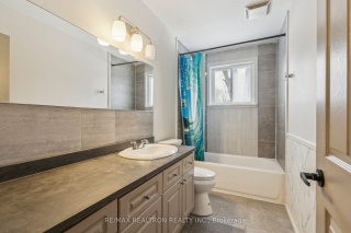 400 Dayfoot St, New Tecumseh Ontario