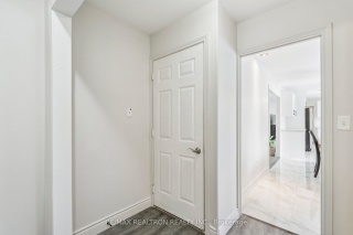 400 Dayfoot St, New Tecumseh Ontario