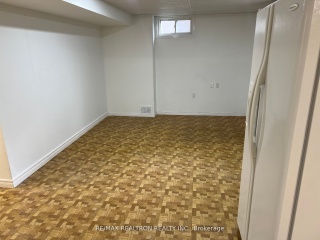 1448 Sandhurst Cres, Pickering Ontario
