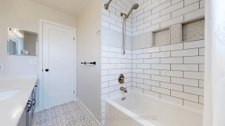 391 Ashworth Dr, Newmarket Ontario