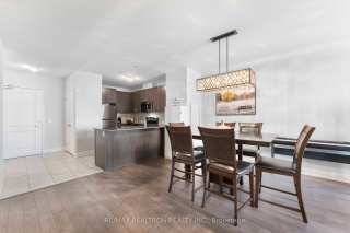 5917 Main St, Whitchurch-stouffville Ontario