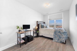 5917 Main St, Whitchurch-stouffville Ontario