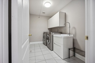31 Weir St, Bradford West Gwillimbury Ontario