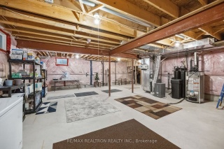 31 Weir St, Bradford West Gwillimbury Ontario