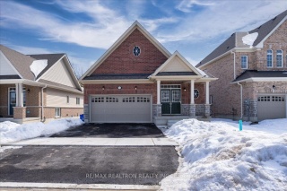 123 Hawkins St, Georgina Ontario