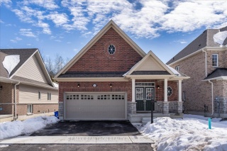 123 Hawkins St, Georgina Ontario
