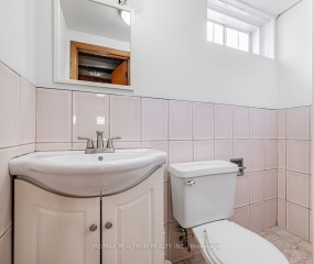 103 Hullmar Dr, Toronto Ontario