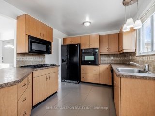 103 Hullmar Dr, Toronto Ontario