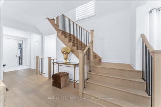 15 Lazarette Lane, East Gwillimbury Ontario