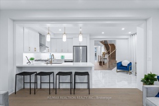 15 Lazarette Lane, East Gwillimbury Ontario