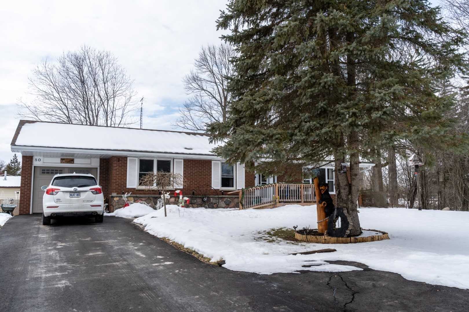 80 Laidlaw St N, Brock Ontario, Canada