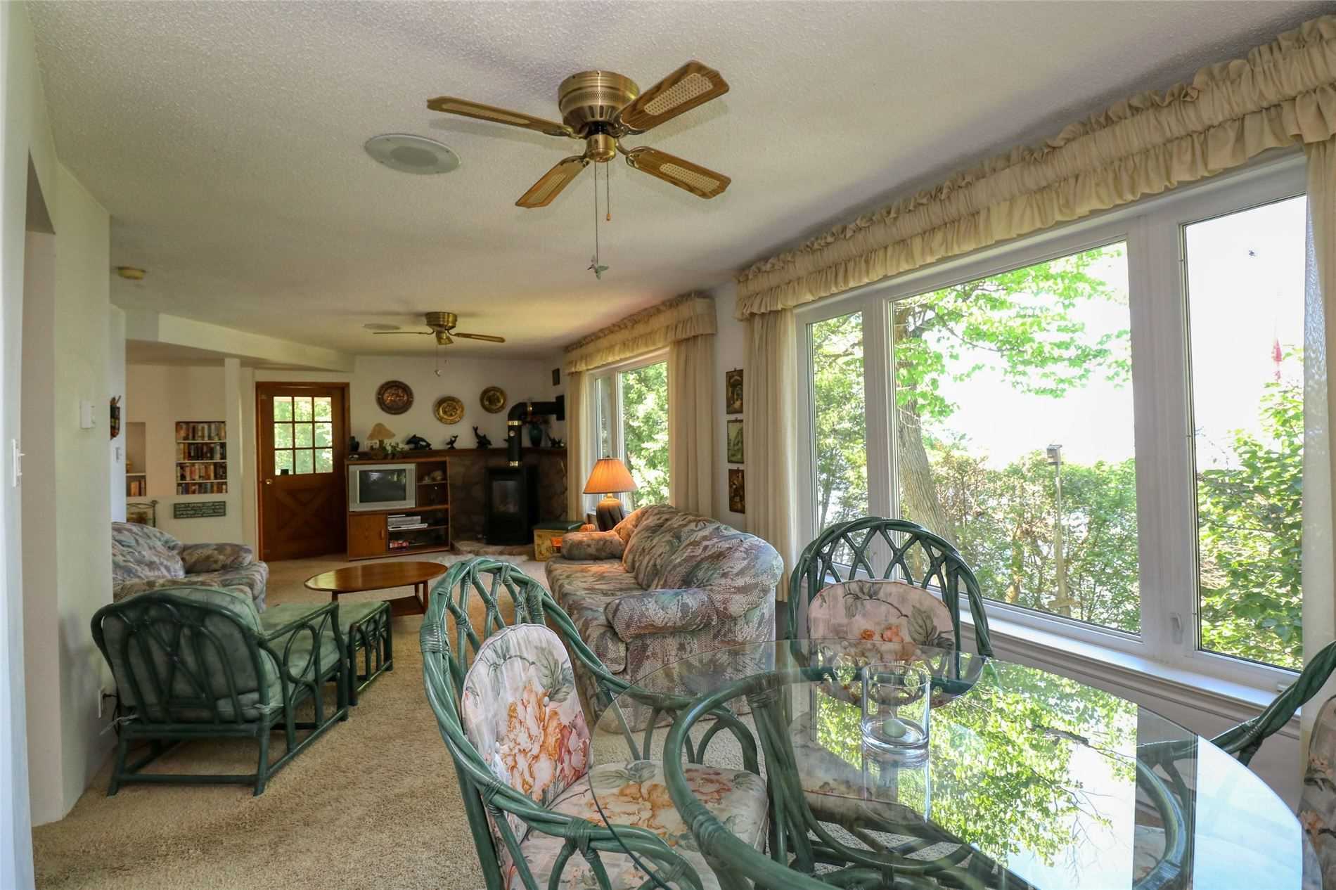 26080 Cedarhurst Beach Rd, Brock Ontario, Canada