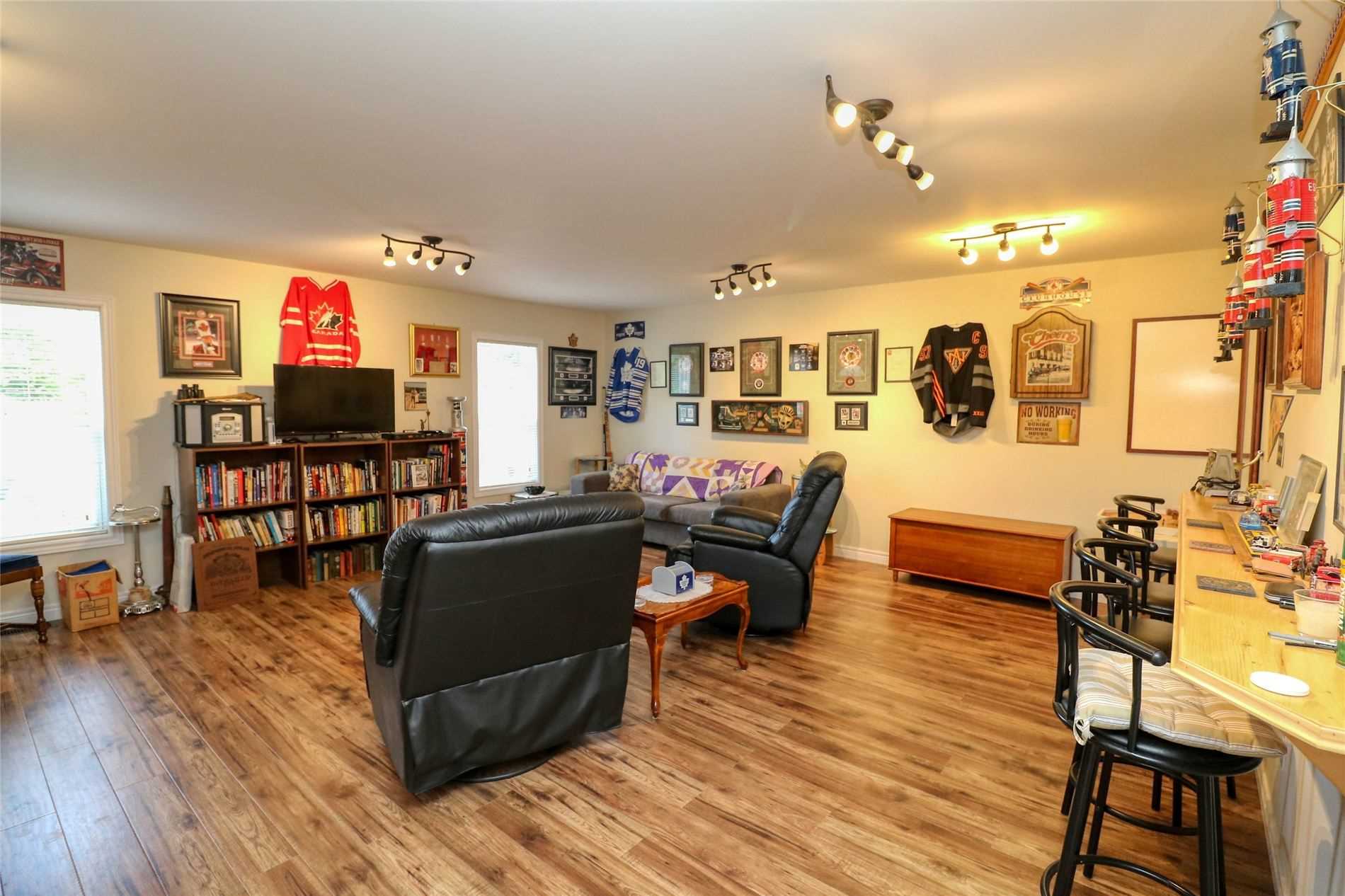 2873 Warren Rd, Ramara Ontario, Canada