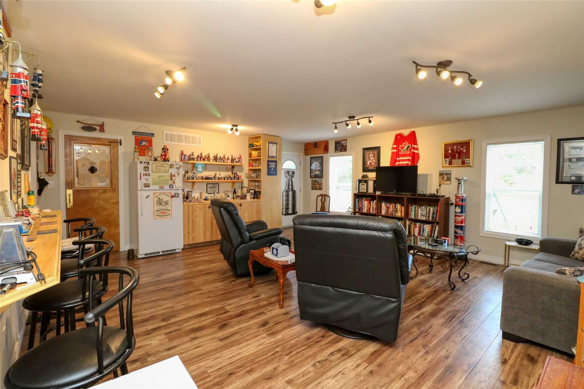 2873 Warren Rd, Ramara Ontario, Canada