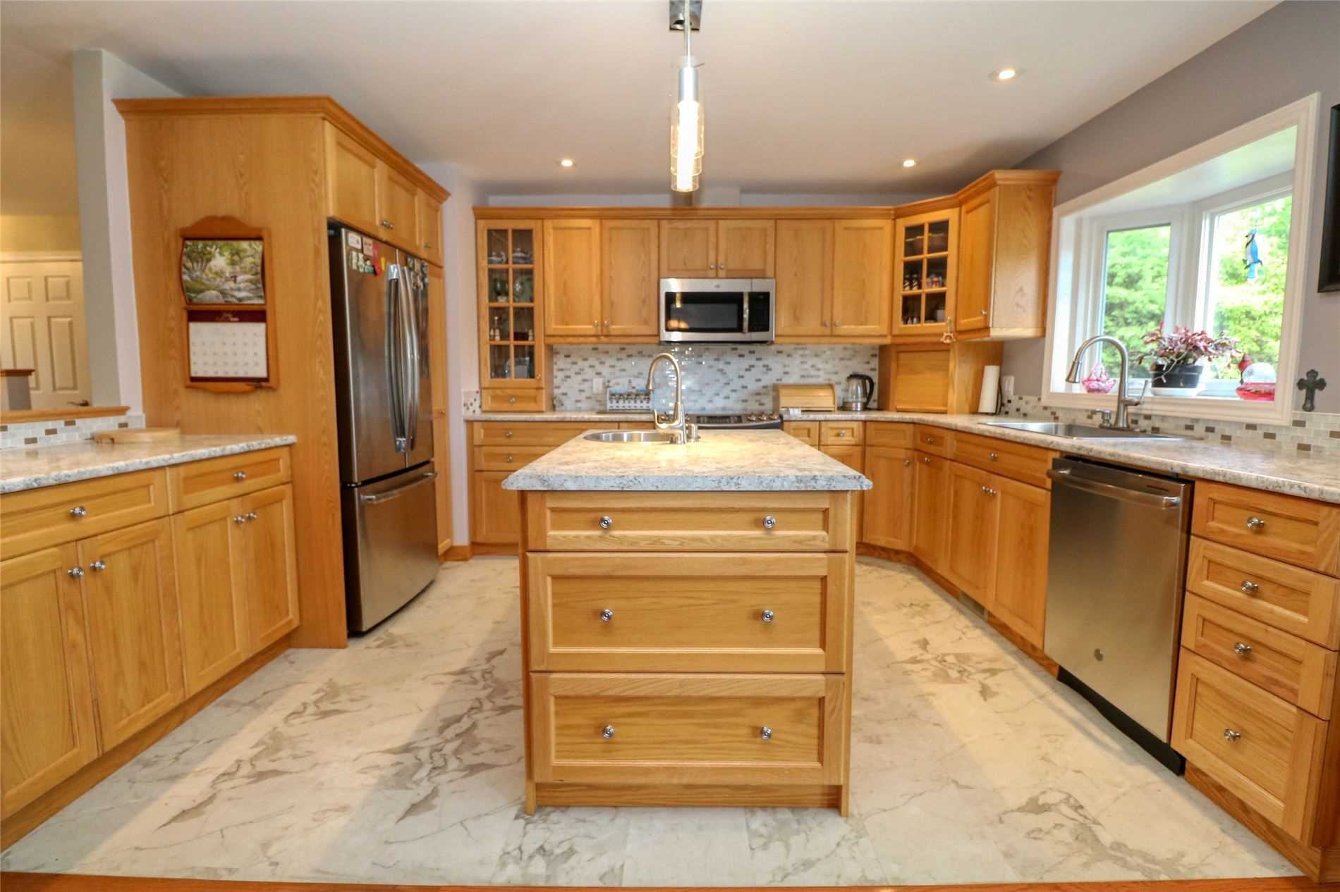 2873 Warren Rd, Ramara Ontario, Canada