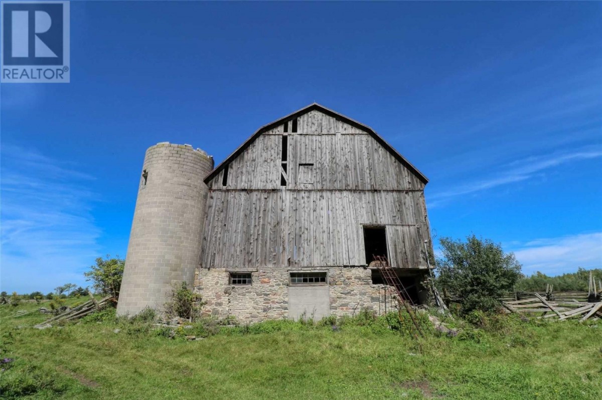 1049 Sandringham Rd, Kawartha Lakes, Ontario, Canada