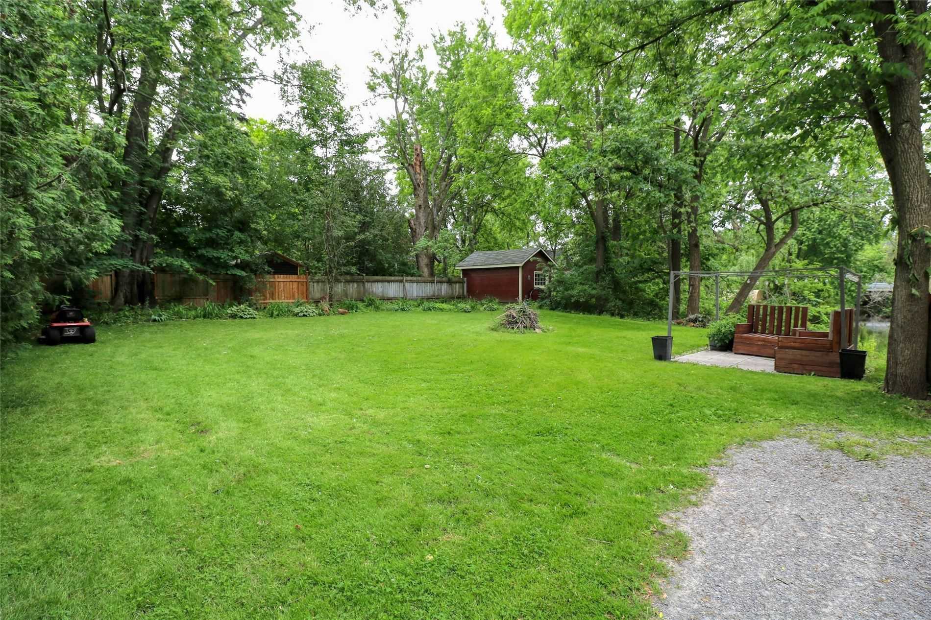 75 St John St, Brock, Ontario, Canada