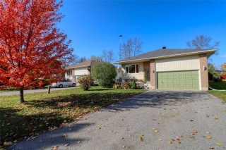 560 Colyer St, Brock Ontario, Canada
