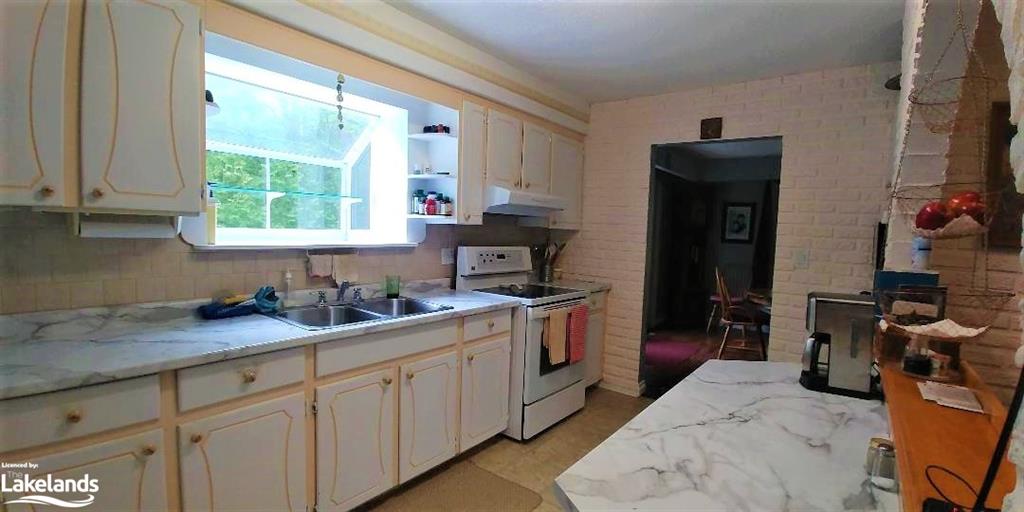553 HOMELAND Drive, Perry Township, Ontario, Canada