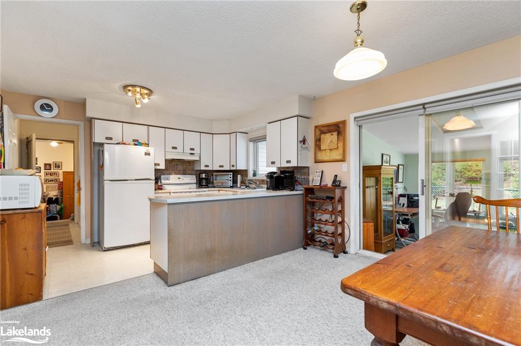 103 OLD CENTURION Road, Huntsville, Ontario, Canada