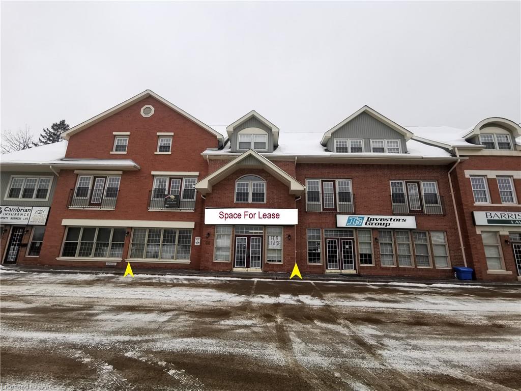 44 KING WILLIAMS Street Unit# 2, Huntsville Ontario, Canada