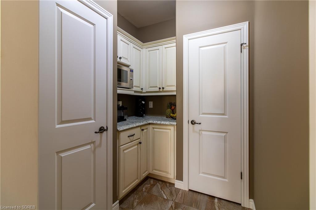 14 BLUEGRASS Boulevard, Delhi, Ontario, Canada