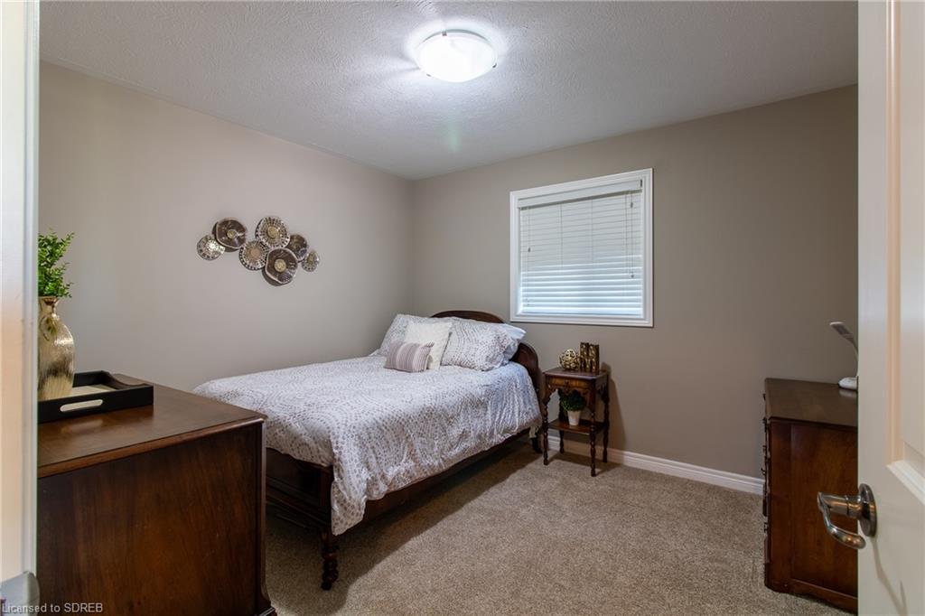 14 BLUEGRASS Boulevard, Delhi, Ontario, Canada