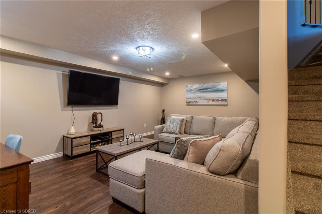 14 BLUEGRASS Boulevard, Delhi, Ontario, Canada