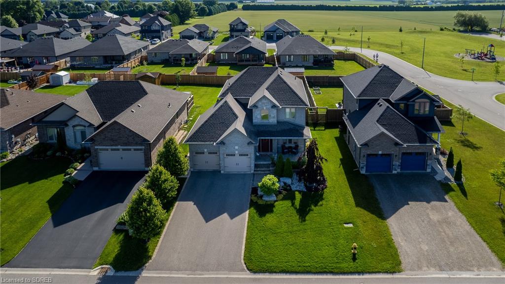 14 BLUEGRASS Boulevard, Delhi, Ontario, Canada