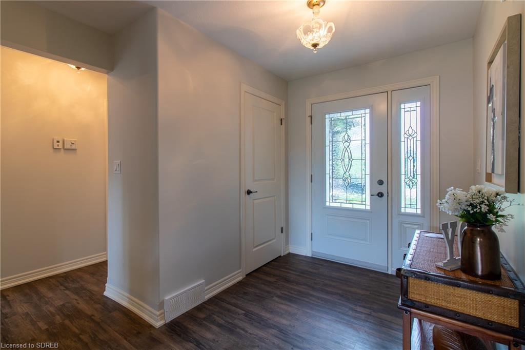 323 COURTLAND Street, Delhi, Ontario, Canada