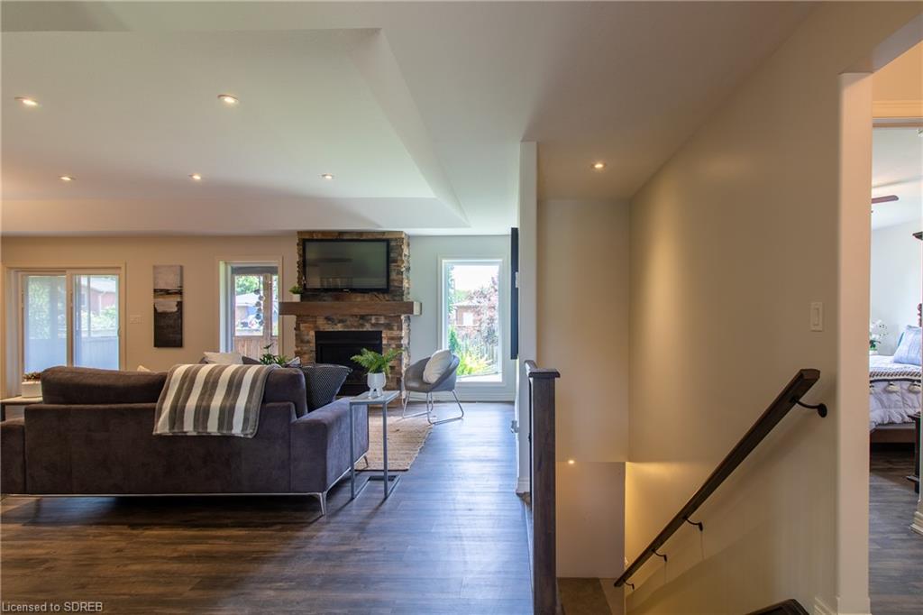 323 COURTLAND Street, Delhi, Ontario, Canada