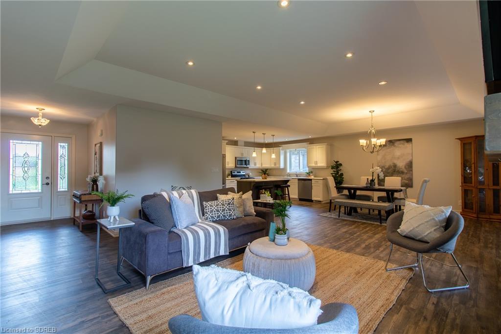 323 COURTLAND Street, Delhi, Ontario, Canada