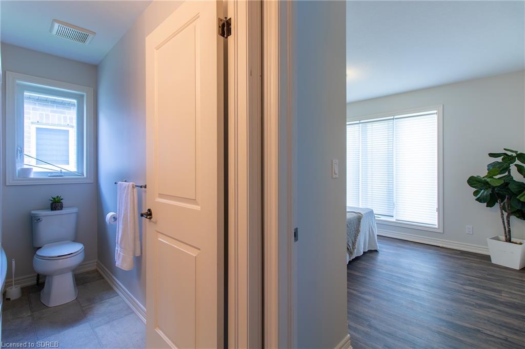 323 COURTLAND Street, Delhi, Ontario, Canada