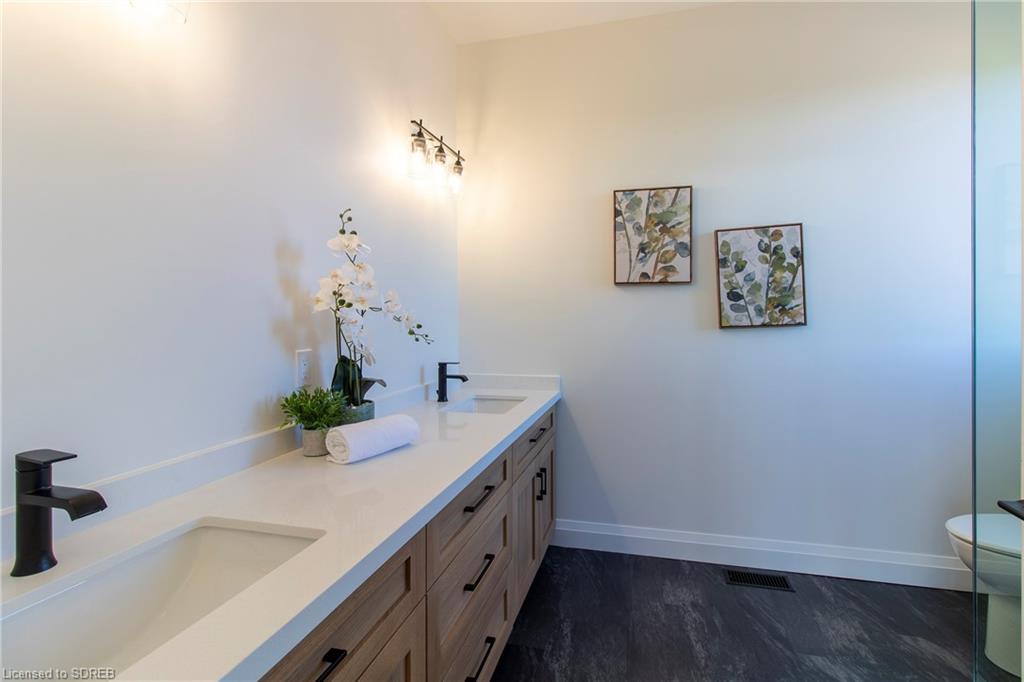 207 GIBBONS Street, Waterford, Ontario, Canada