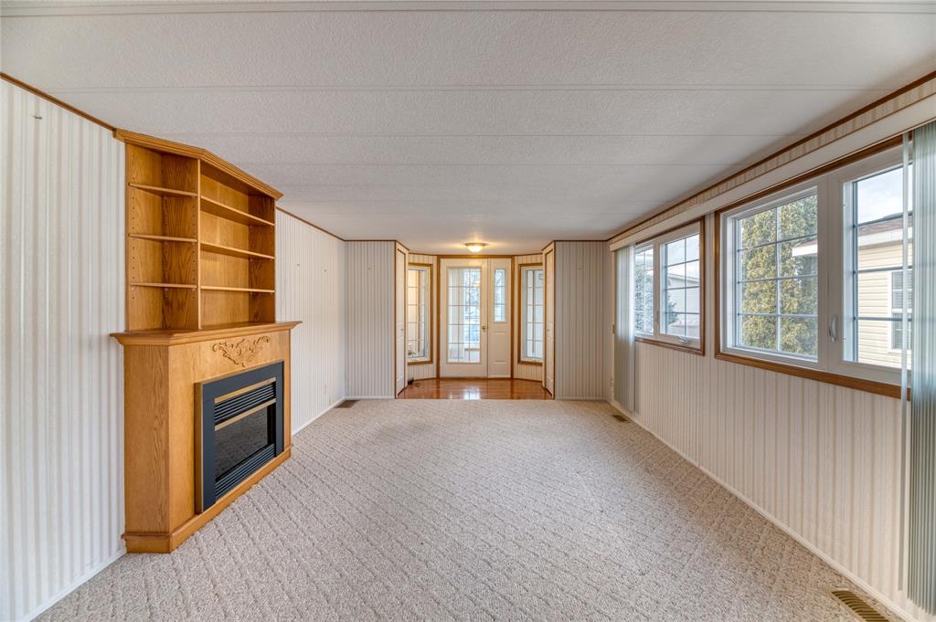 5700 BLACKWELL Sideroad Unit# 102, Sarnia Ontario, Canada