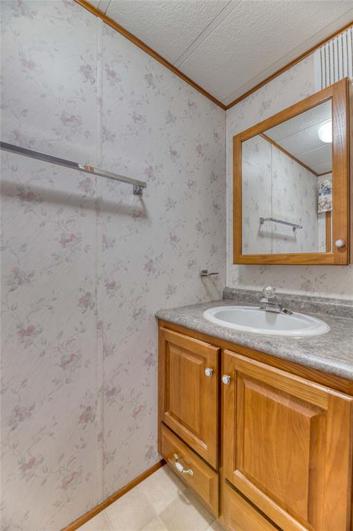 5700 BLACKWELL Sideroad Unit# 102, Sarnia Ontario, Canada