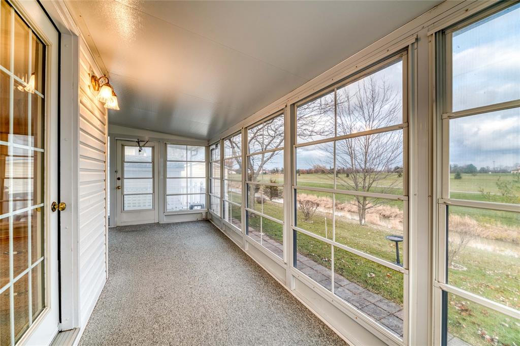 5700 BLACKWELL Sideroad Unit# 102, Sarnia Ontario, Canada