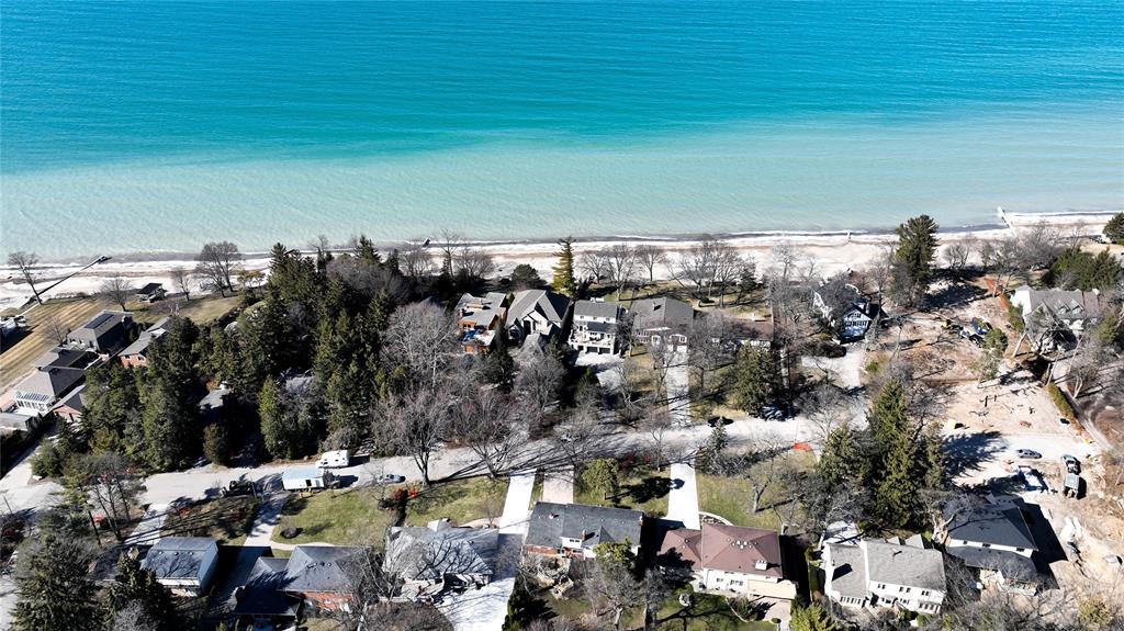 812 TUDOR Close West, Sarnia, Ontario, Canada