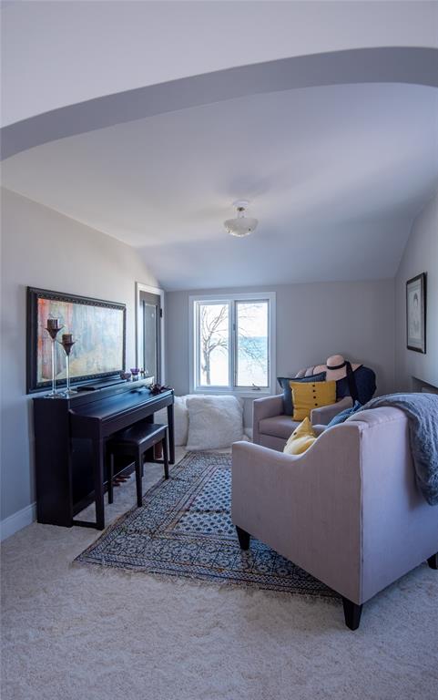 812 TUDOR Close West, Sarnia, Ontario, Canada